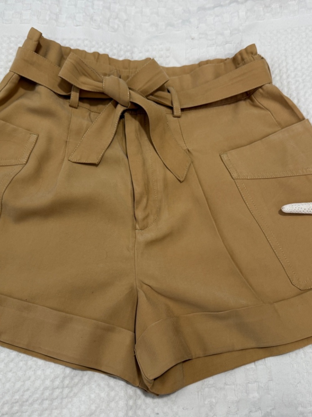 Steve Madden Caramel colored shorts - Picture 3 of 6